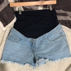 Missguided Maternity shorts size 4 us